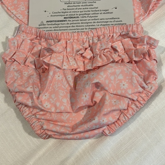 Nwt Tahari swim diaper and hat 18m - Picture 6 of 7